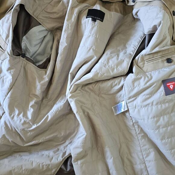 Banana Republic Men's Tan Trench Coat, NWOT, Sz. L - Picture 9 of 12